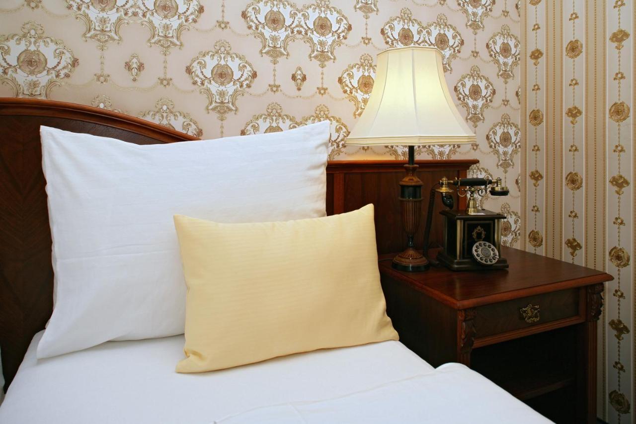Hotel Mertin ホムトフ エクステリア 写真